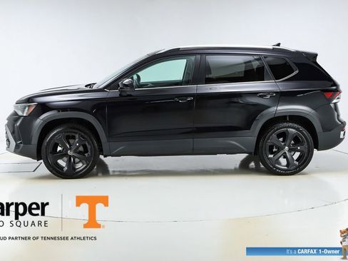 Used 2025 Volkswagen Taos SEL w/ Black Wheel Plus Package AWD/4WD image 2