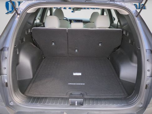 Certified 2025 Hyundai Tucson SE image 12