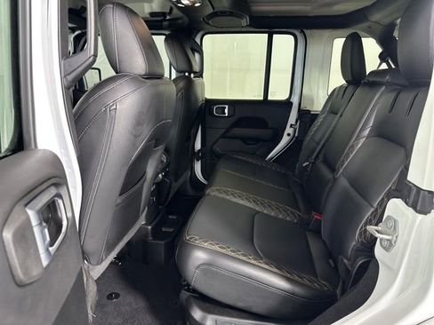 Used 2021 Jeep Wrangler Unlimited Sahara image 25