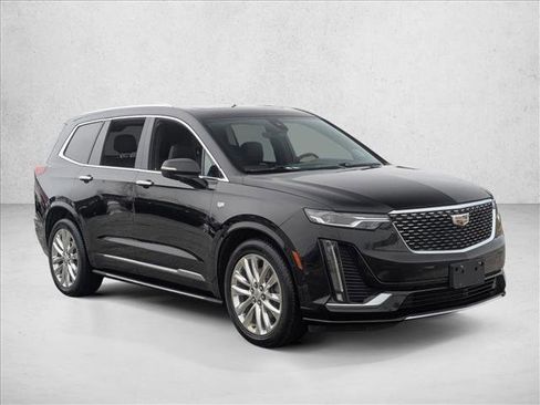 Used 2020 Cadillac XT6 Premium Luxury image 3