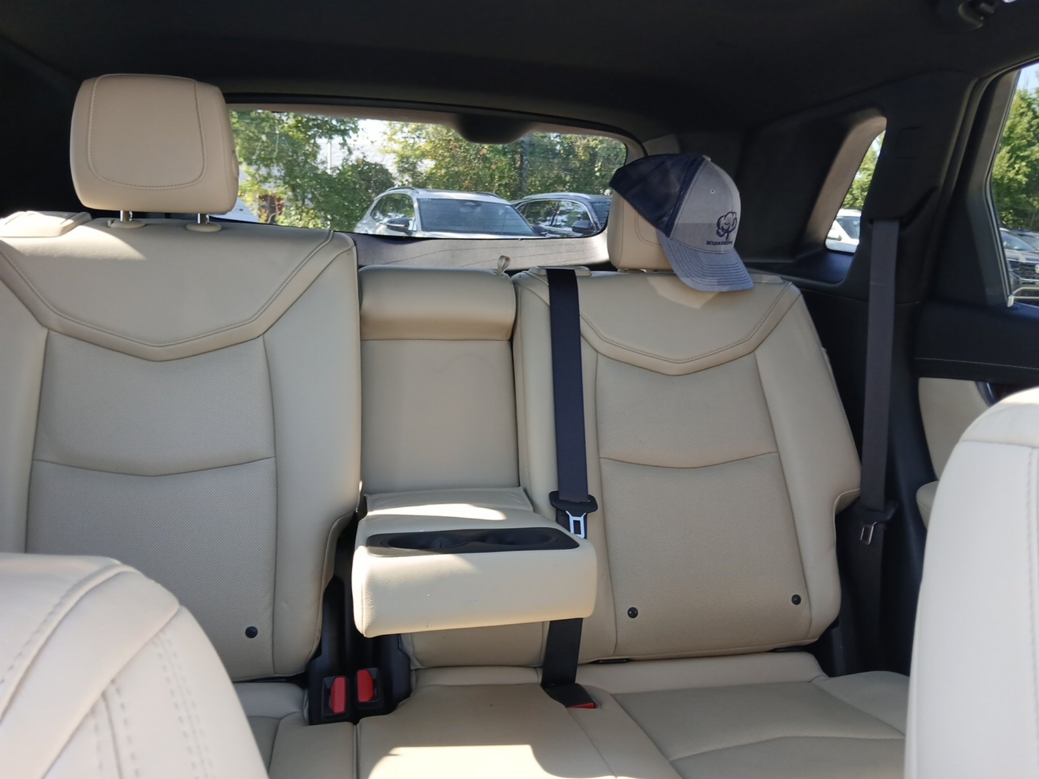 Used 2017 Cadillac XT5 Luxury w/ Driver Awareness Package FWD image 28