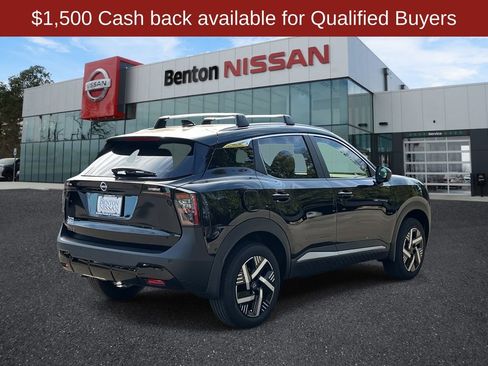 New 2026 Nissan Kicks SV w/ SV Premium Package image 4