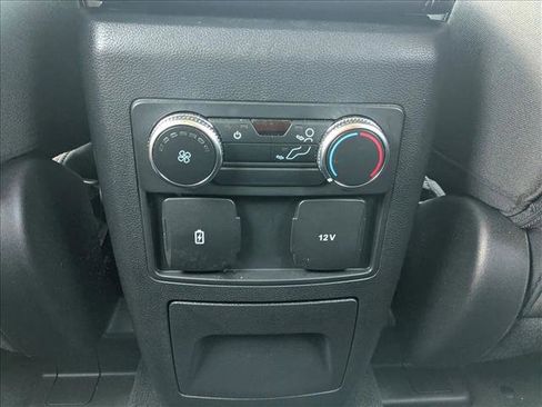 Certified 2022 Ford Explorer XLT image 17