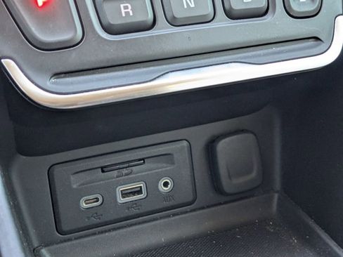 Used 2020 GMC Terrain Denali w/ Denali Premium Package image 11