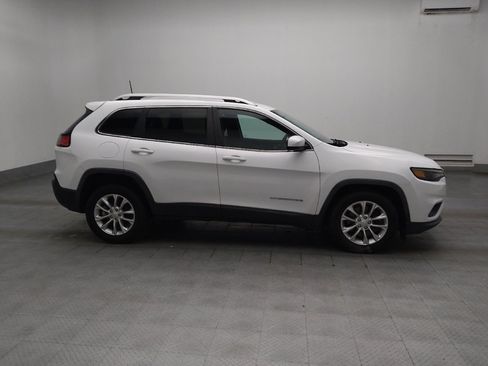 Used 2019 Jeep Cherokee Latitude w/ Popular Appearance Group FWD image 11