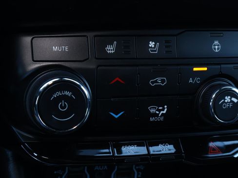 Used 2021 Dodge Durango R/T w/ Blacktop Package image 28