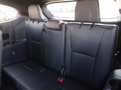 Certified 2024 Toyota Highlander XSE image 12