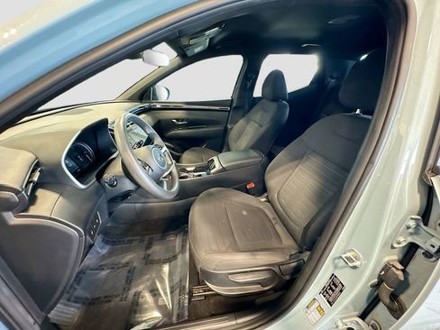 Used 2023 Hyundai Santa Cruz SE AWD/4WD image 17