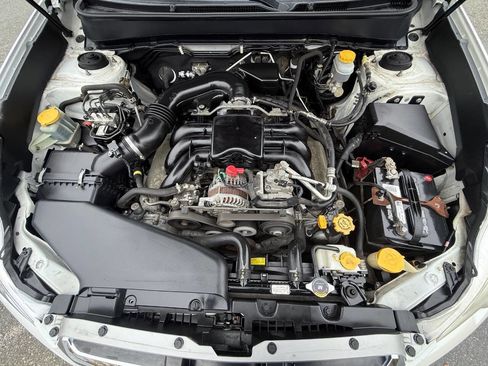 Used 2014 Subaru Outback 3.6R Limited w/ Moonroof Package image 16