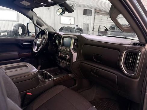 Used 2020 GMC Sierra 1500 Elevation w/ Elevation Value Package AWD/4WD image 12