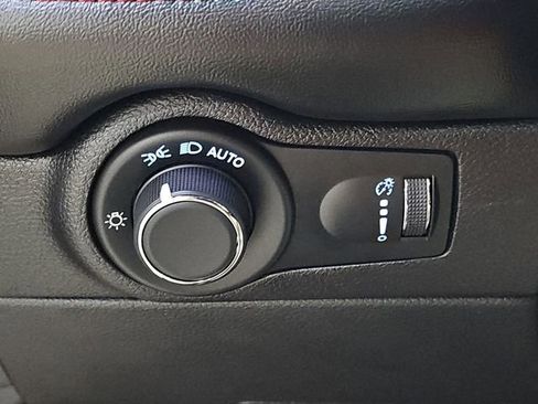 Used 2025 Dodge Durango R/T image 18