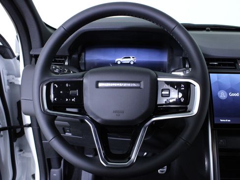 New 2026 Land Rover Discovery Sport Landmark image 17