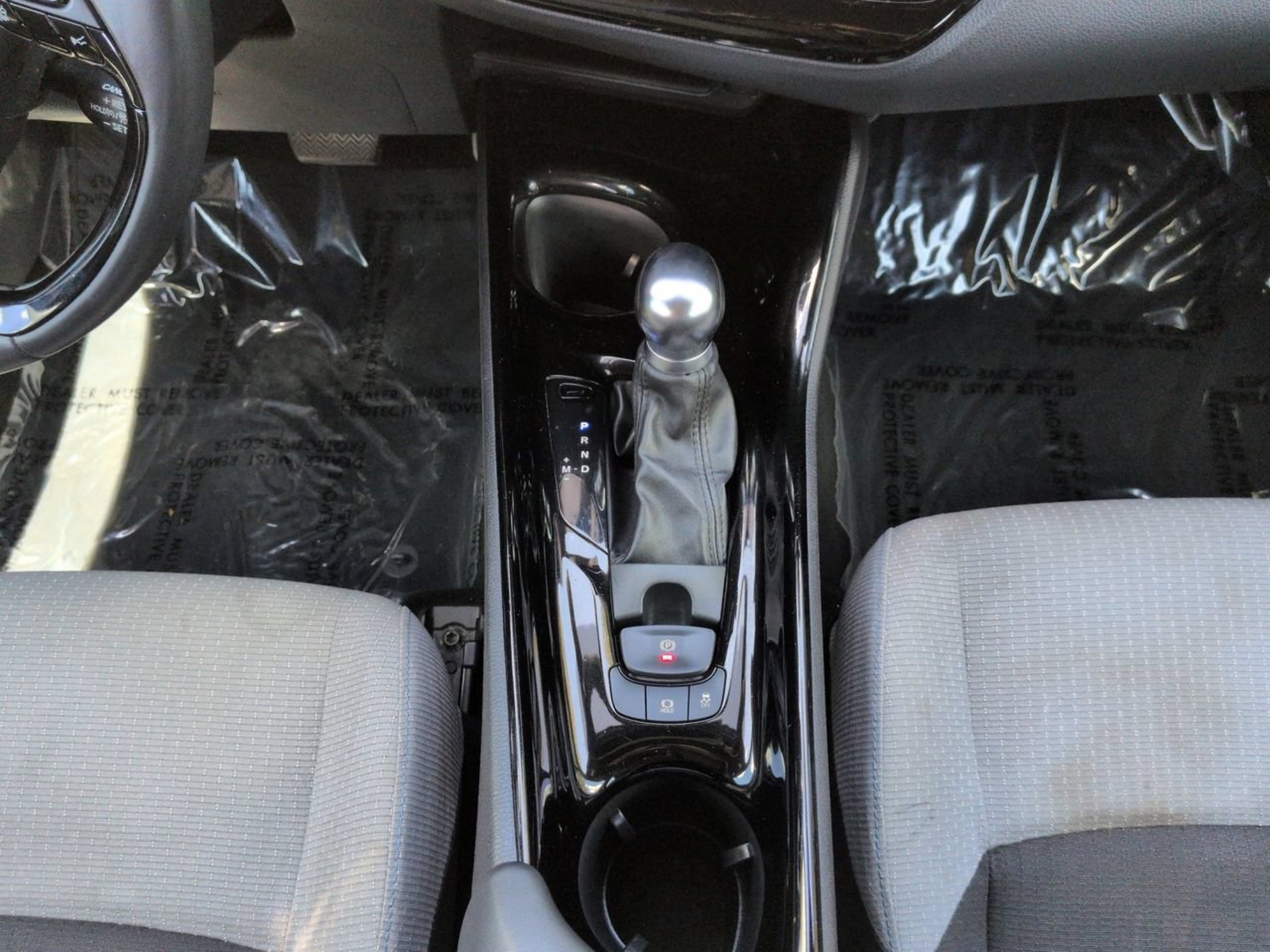 Used 2019 Toyota C-HR XLE FWD image 21