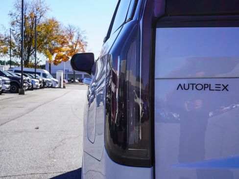 Used 2023 Cadillac Escalade V image 42