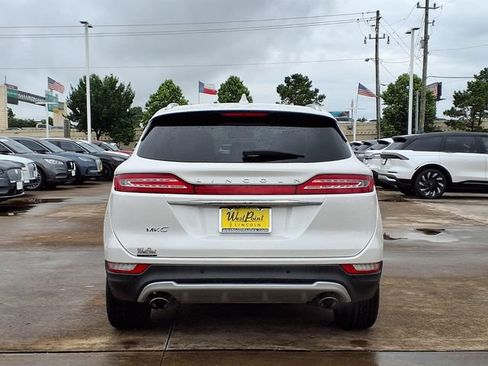 Used 2019 Lincoln MKC Reserve w/ MKC Climate Package FWD image 22