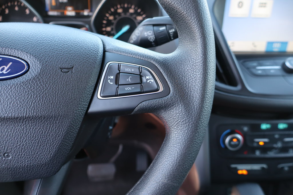 Used 2019 Ford Escape SE FWD image 25