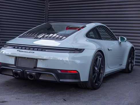 Certified 2025 Porsche 911 Carrera GTS RWD image 9