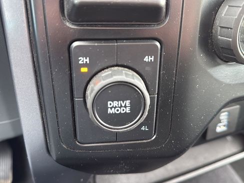 Used 2023 Ford F150 XLT image 23