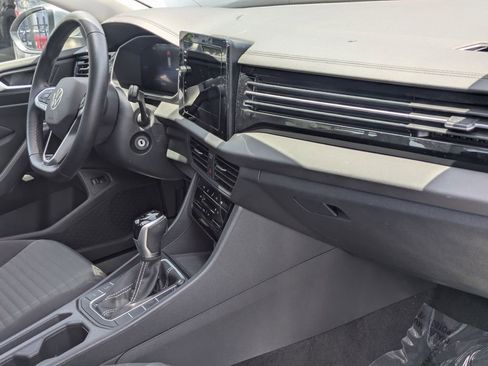 Used 2025 Volkswagen Jetta S FWD image 31
