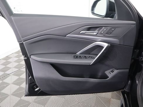 Certified 2025 BMW X2 xDrive28i image 24