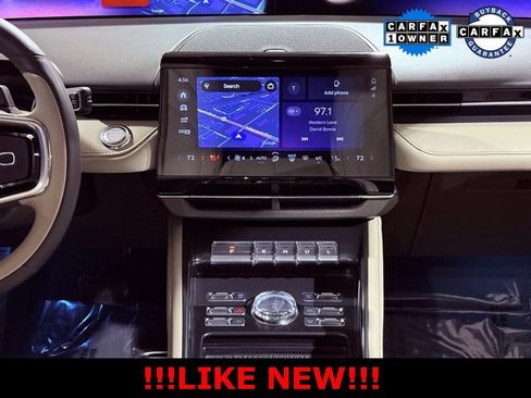 Used 2025 Lincoln Nautilus Premier w/ Equipment Group 102A image 18