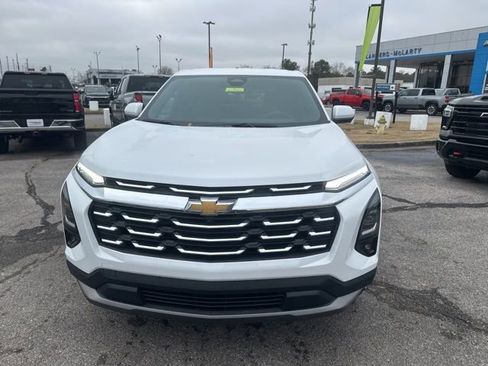New 2026 Chevrolet Equinox LT w/ Safety and Technology Package FWD image 9