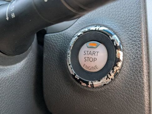 Used 2015 Nissan Altima 2.5 SV w/ Convenience Package image 30