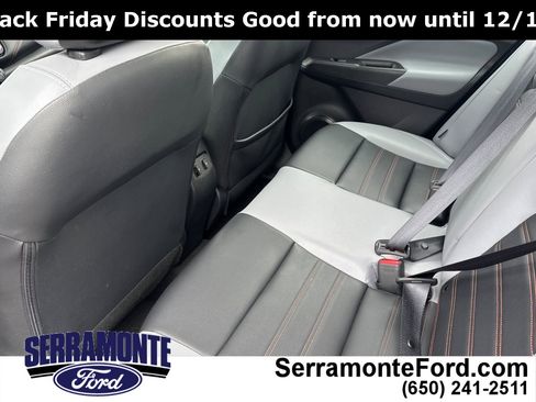 Used 2023 Nissan Kicks SR w/ SR Premium Package image 12