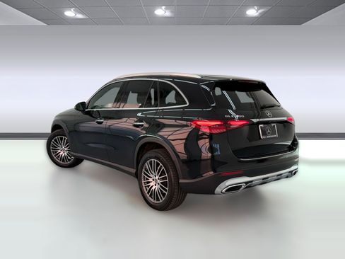 Certified 2026 Mercedes-Benz GLC 300 GLC 300 image 3