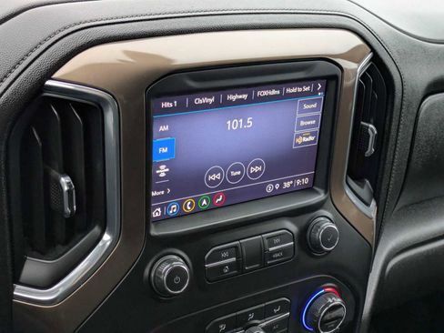 Used 2021 Chevrolet Silverado 2500 High Country w/ Z71 Off-Road Package image 33