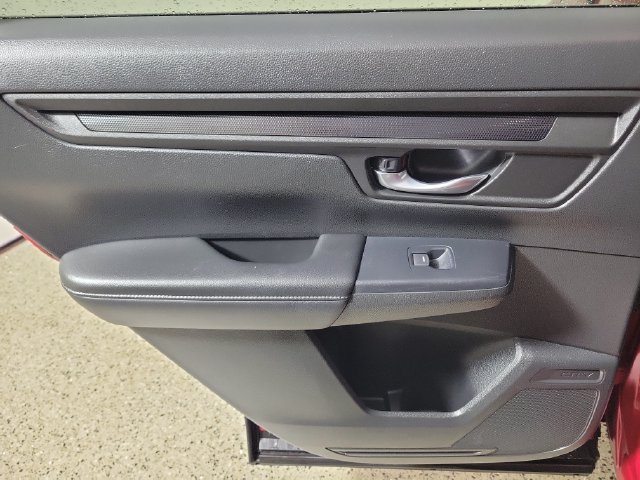 Used 2025 Honda CR-V LX image 14