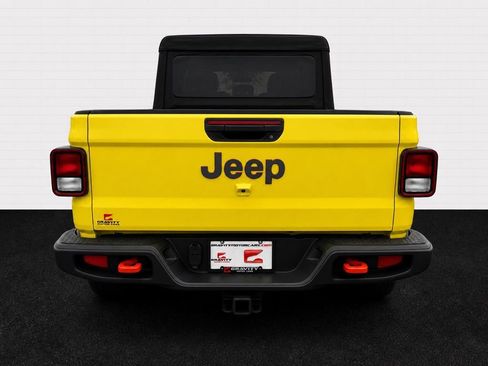 Used 2023 Jeep Gladiator Mojave AWD/4WD image 5