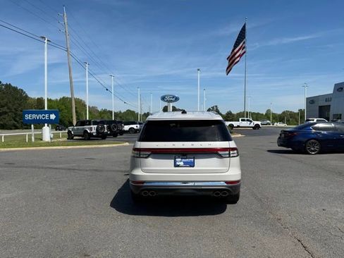 Used 2025 Lincoln Aviator Reserve w/ Equipment Group 201A AWD/4WD image 5