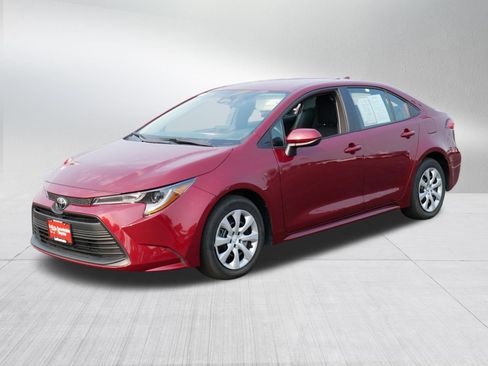 Certified 2026 Toyota Corolla LE FWD image 3