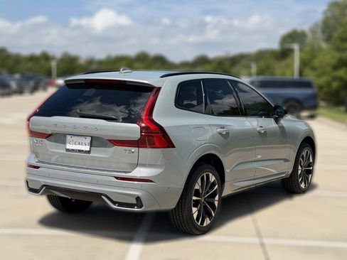 New 2026 Volvo XC60 T8 Plus w/ Climate Package PRO AWD/4WD image 6