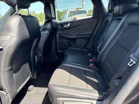 Used 2025 Ford Escape ST-Line AWD/4WD image 24