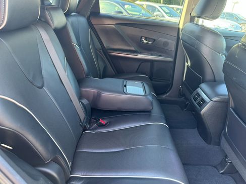 Used 2013 Toyota Venza Limited image 30