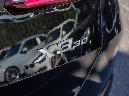 Used 2025 BMW X3 xDrive30i w/ Premium Package image 25