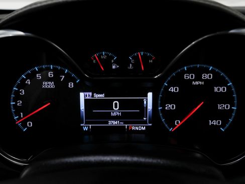 Used 2018 Chevrolet Impala Premier FWD image 25