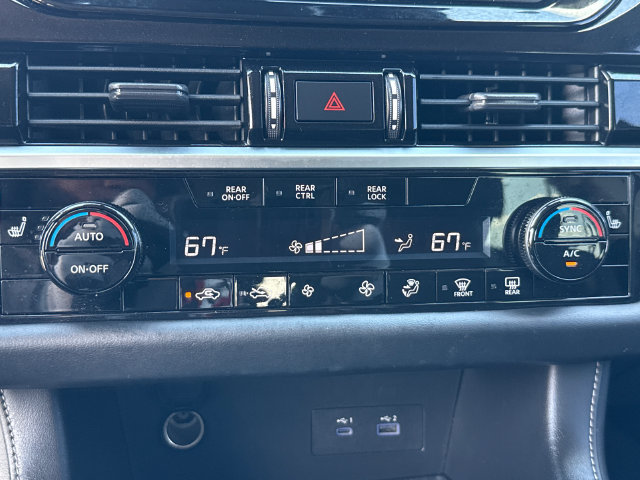 Used 2022 Nissan Pathfinder SV FWD image 31