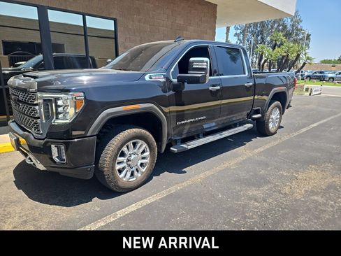 Used 2021 GMC Sierra 2500 Denali w/ Denali Ultimate Package AWD/4WD image 1