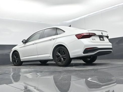 Used 2024 Volkswagen Jetta SE FWD image 47