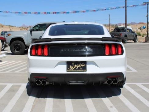 Used 2017 Ford Mustang GT Premium w/ GT Performance Package RWD image 9