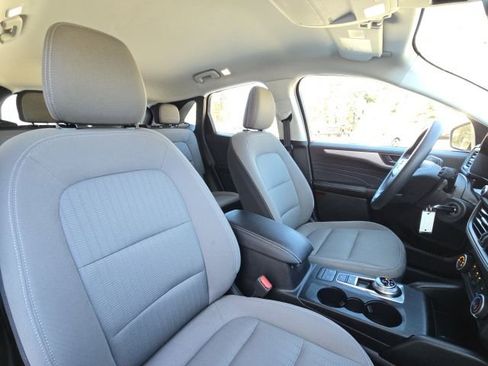 Used 2021 Ford Escape S image 15