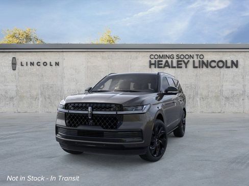 New 2026 Lincoln Navigator Black Label AWD/4WD image 2