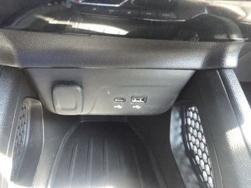 Used 2024 Chevrolet TrailBlazer RS AWD/4WD image 4