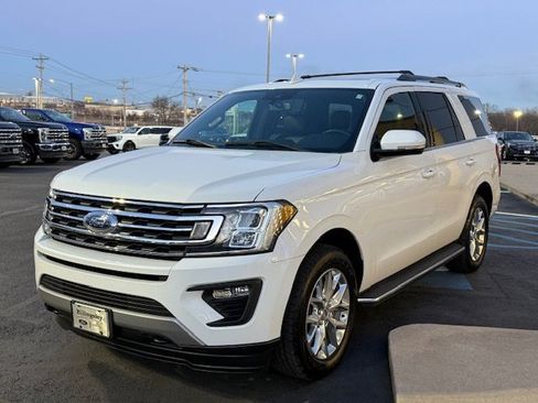 Certified 2021 Ford Expedition XLT image 2