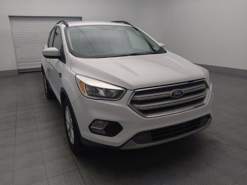 Used 2018 Ford Escape SE FWD image 14