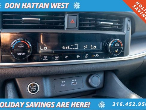 Used 2023 Nissan Rogue SV image 9