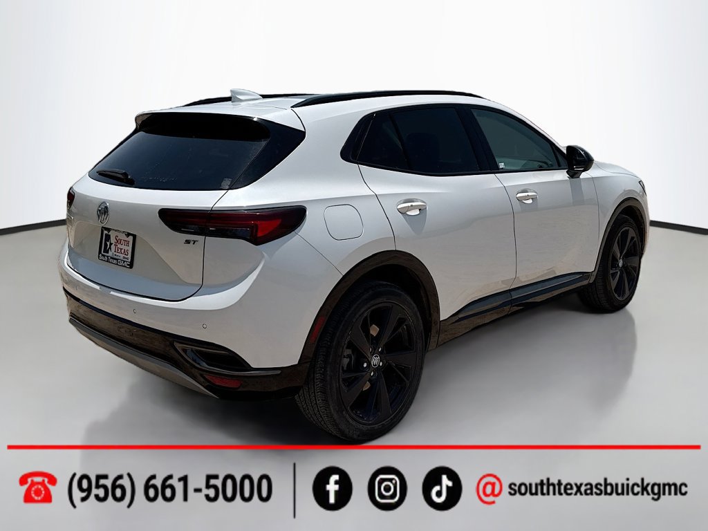 Used 2023 Buick Envision Essence w/ Sport Touring Package AWD/4WD image 8